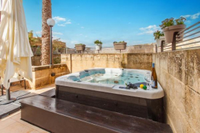 Harbour Views Gozitan Villa Shared Pool - Happy Rentals